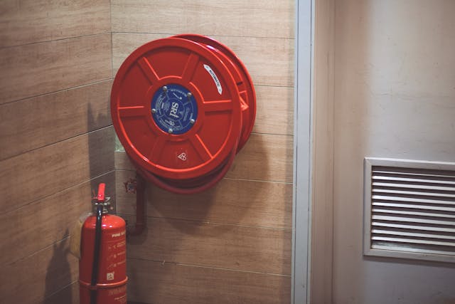 fire-hose-reel-and-extinguisher